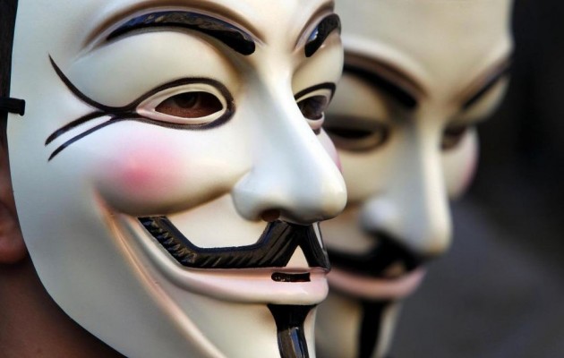 Συναγερμός στο Λονδίνο για την πορεία των Anonymous (βίντεο)