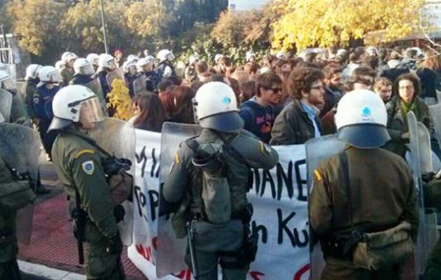 Οι φοιτητές καλούν σε συγκέντρωση στις 17.00 στα Προπύλαια