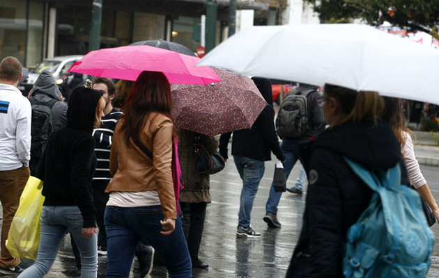 Βροχές και καταιγίδες και την Τετάρτη