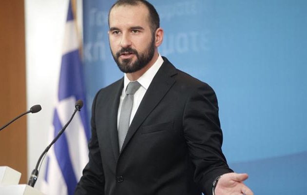 Καυστικός Τζανακόπουλος: Ούτε το “Τζανακόπουλος vs Τσακαλώτος” θα κόψει εισιτήρια