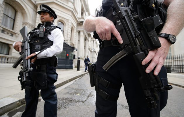 Τέσσερις άνθρωποι σφάχτηκαν στο Λονδίνο παραμονή και ξημερώματα Πρωτοχρονιάς