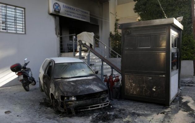 Υπ. Προστασίας Πολίτη: 37 επιθέσεις σε αστυνομικά τμήματα το διάστημα 2000-2014