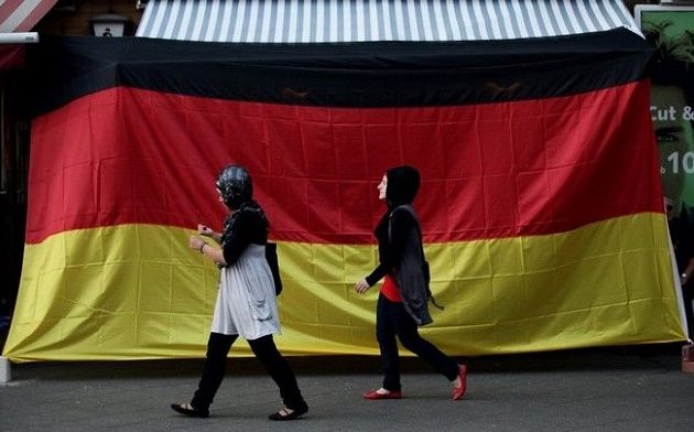 Η Γερμανία δίνει 3.000 ευρώ σε μετανάστες για να γυρίσουν στις πατρίδες τους