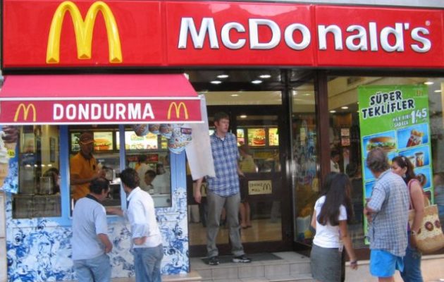 Δήμος της Άγκυρας επέβαλλε «κυρώσεις» στα McDonald’s και Burger Kıng