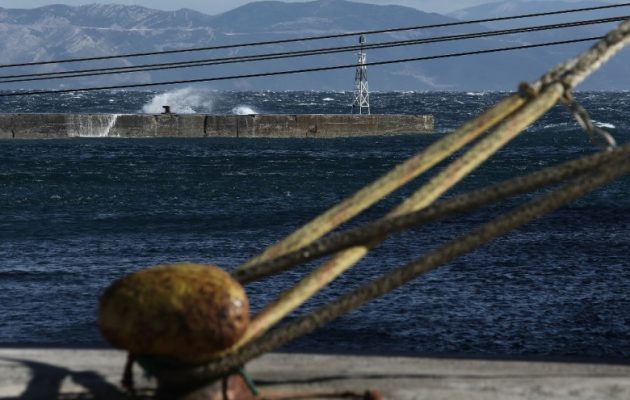 Μέχρι πότε ισχύει απαγορευτικό απόπλου από τα λιμάνια λόγω θυελλωδών ανέμων