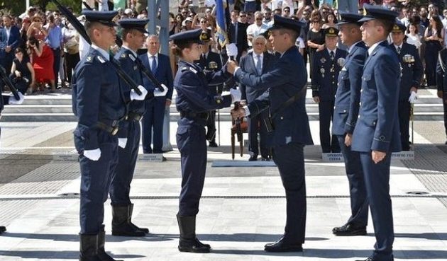 Ποια είναι η πρώτη γυναίκα αρχηγός της Σχολής Ικάρων της Πολεμικής Αεροπορίας