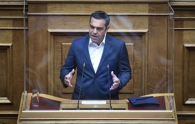 Τσίπρας σε Μητσοτάκη: Στέλνετε φιρμάνι στους δημοσιογράφους τι θα παίξουν