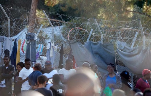 Tagesschau: Δικαίωση για έγκυο πρόσφυγα από τη Σάμο στο ΕΔΔΑ