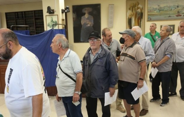 Εκλογές ΠΑΣΟΚ: Πάνω από 101.000 ψηφοφόροι έως τις 12 το μεσημέρι