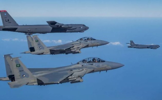 Μοίρα F-15 στέλνουν οι ΗΠΑ στη Μέση Ανατολή ενόψει της αναμενόμενης επίθεσης του Ιράν στο Ισραήλ